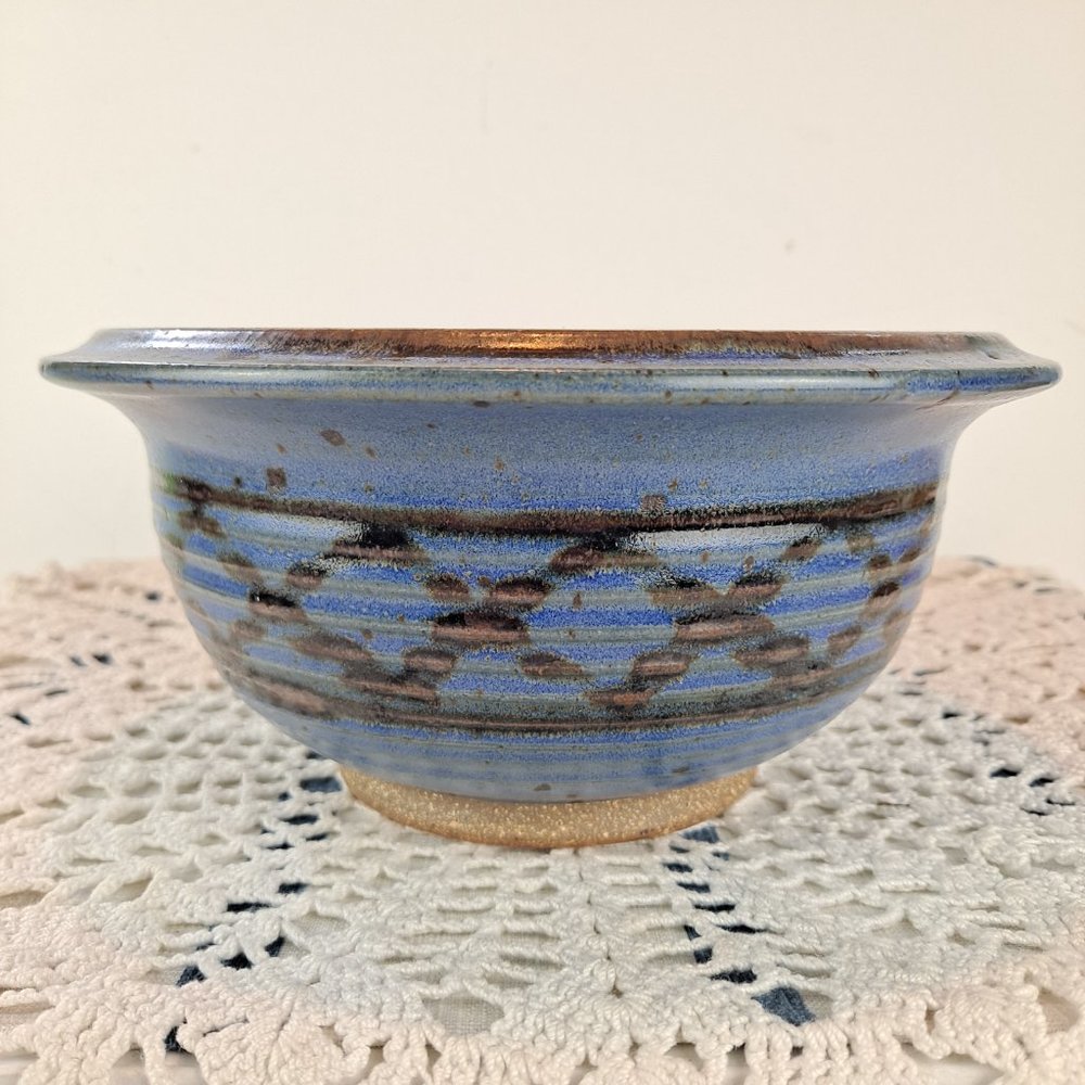 Signed Studio Stoneware Pottery Bowl - Picture 2 of 9